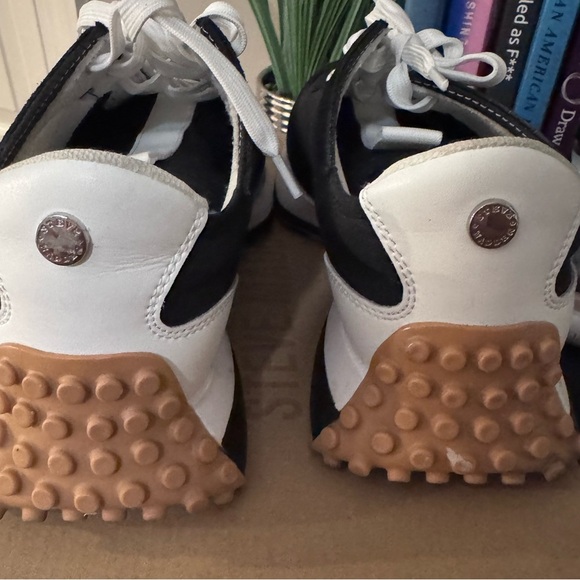 Steve Madden Women’s Campo Blk/Wht Lace-up Sneakers- Gently Used- Size 9.5M - Picture 10 of 15